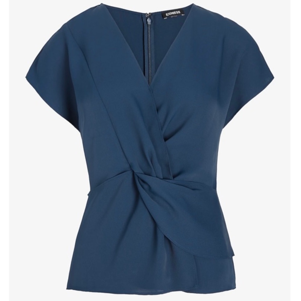 Twist Front Short Sleeve V-Neck Top